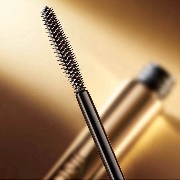 ICONIC London Triple Threat Mascara - Picture 2 of 6